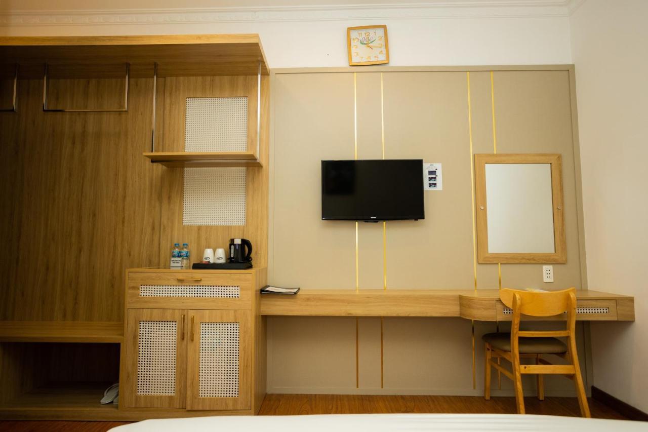 Hoang Loc Hotel بون ما توت المظهر الخارجي الصورة